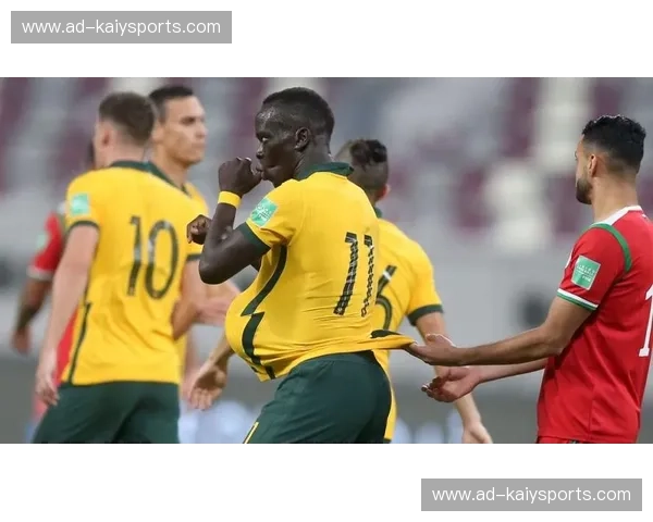 蓝焰灼人与袋鼠军团的铁血博弈：申花vs珀斯，那一夜的亚洲之巅火光